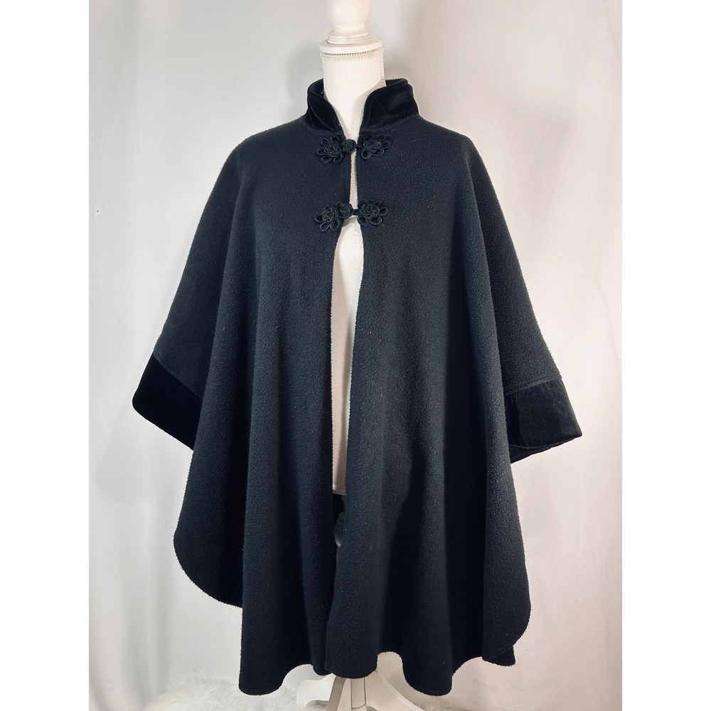 Vintage Style Black Fleece Cape Velvet Trim Mandarin Collar Frog Button Closure